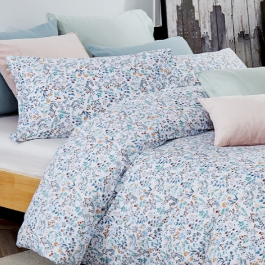 Andie Bedding