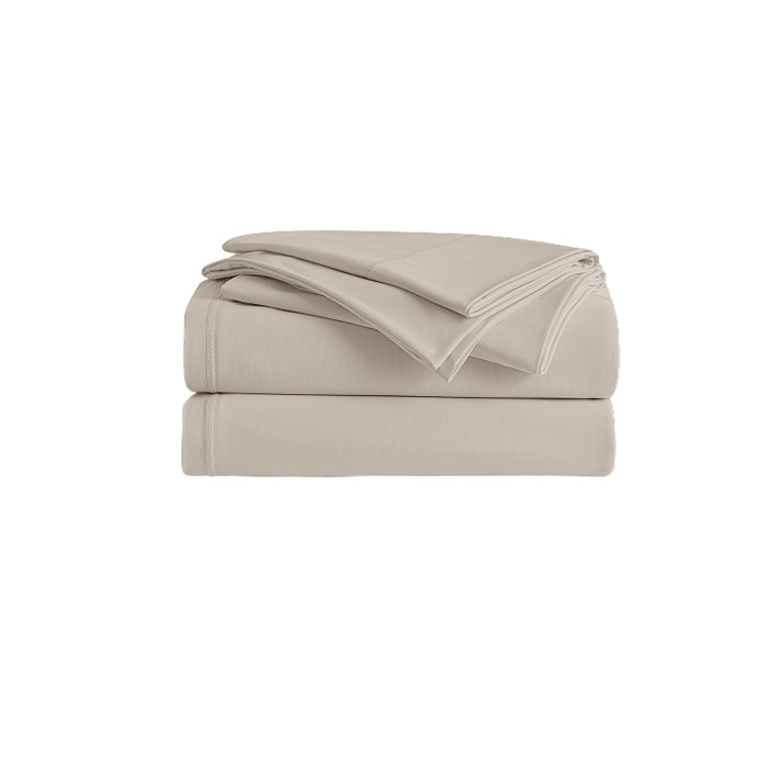 Ashley Graham x Breescape® | Cooling Sheets