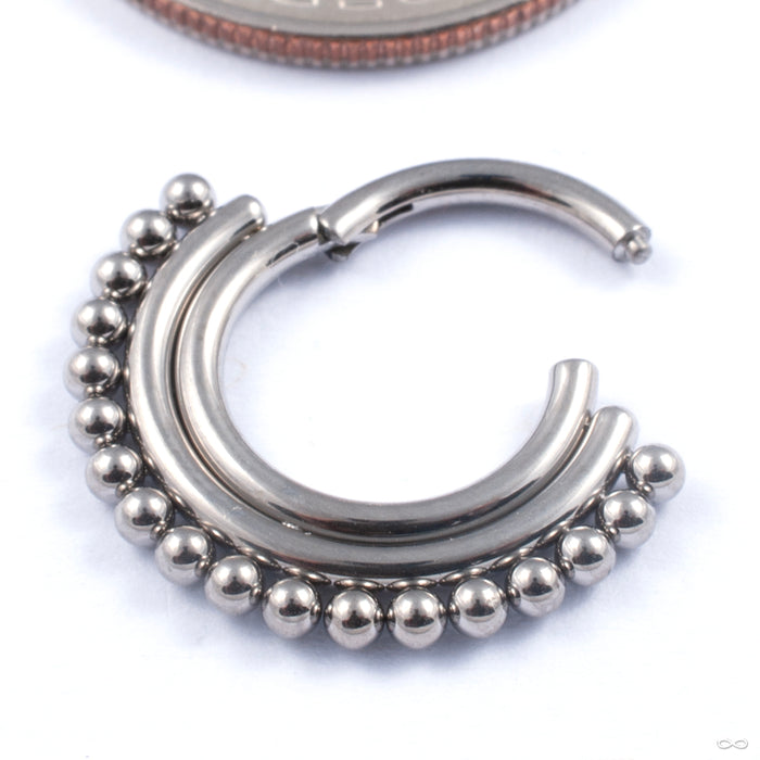 Beaded Clicker in Titanium from Diablo Organics open view