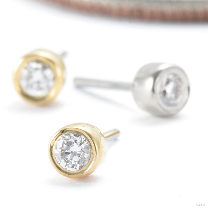 Bezel Solitaire Press-fit End in Gold from Modern Mood in assorted materials