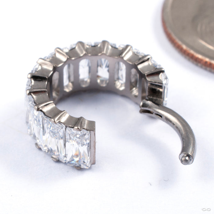 Bling Gem Clicker in Titanium from Diablo Organics open view