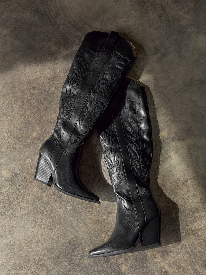 Bronco Cowboy Western Boot in Black - Stitch And Feather