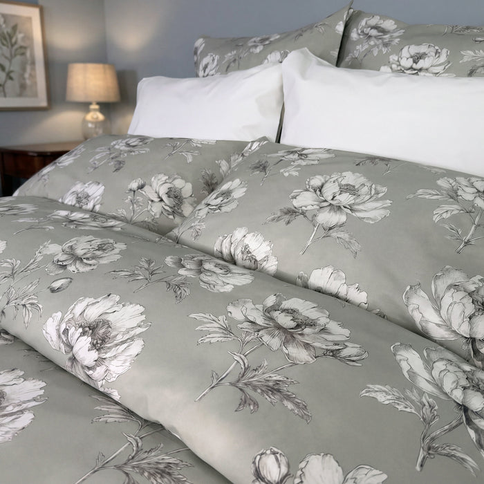 Camelia Bedding