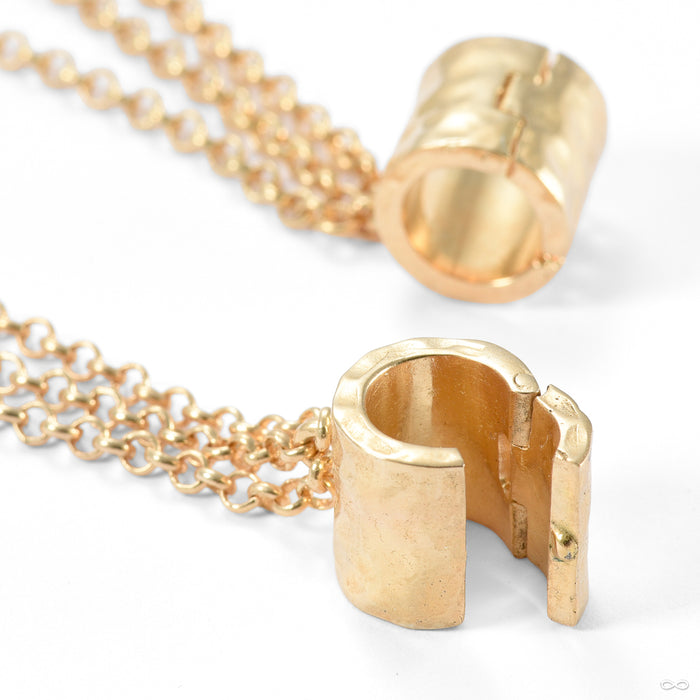 Chained Hammered Clicker Cuffs from Symmetry Body Jewelry open detail