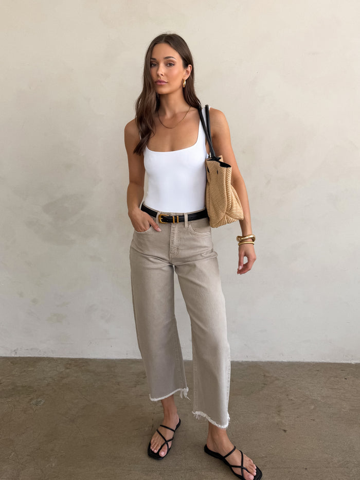 Cinder Frayed Hem Barrel Jeans - Stitch And Feather