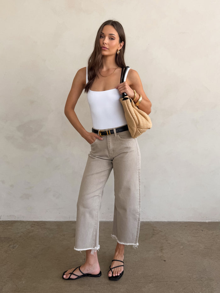 Cinder Frayed Hem Barrel Jeans - Stitch And Feather