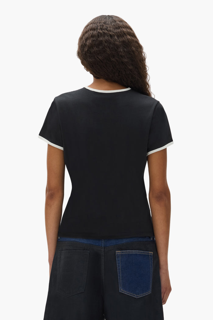 Collegiate Cut Tee in lightweight jersey with embroidery, available in size L.