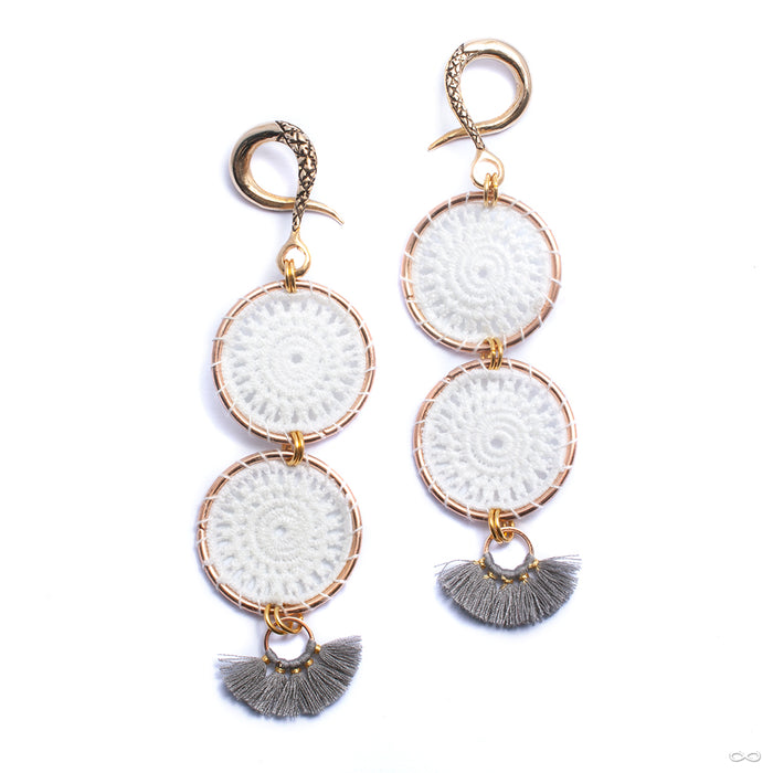 Crossover with Double Woven Ring and Fan Tassel from Oracle in white & gray