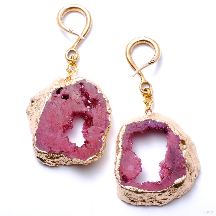 Crossovers with Magenta Geode from Oracle