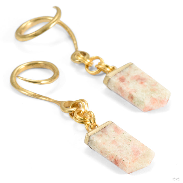 Crossovers with Sunstone Points from Oracle