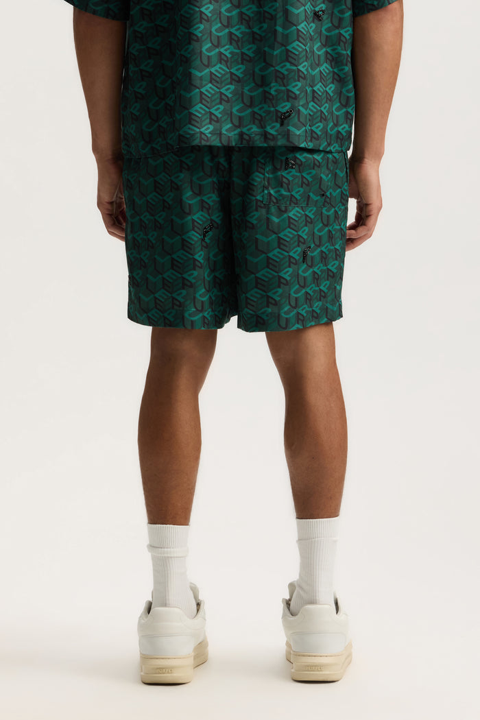 Cube Monogram Shorts in relaxed fit made of 100% Tencel with digital print.
