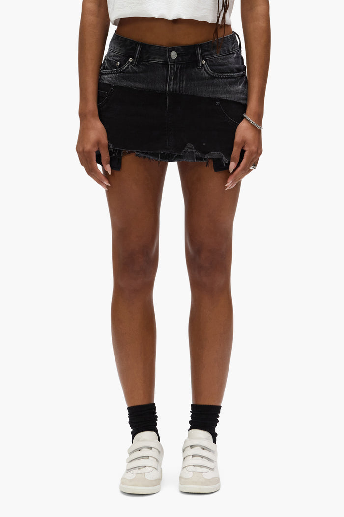 Double Canvas Mini Skirt with front zipper fly and frayed hem, available in various sizes.