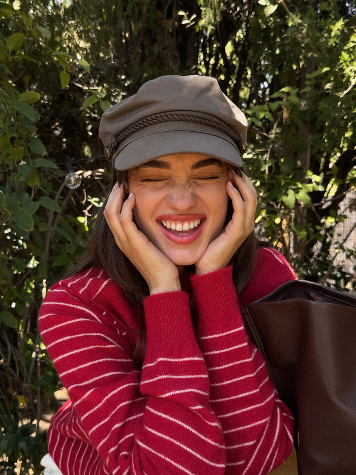 Fiddler Hat in Brown - Stitch And Feather