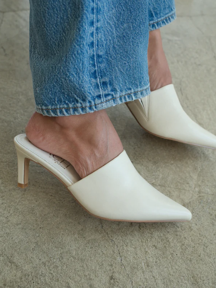 Garret Heeled Mule in Ivory - Stitch And Feather