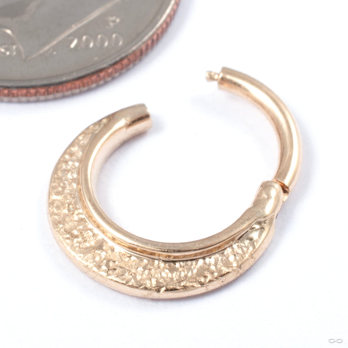 Hammered Shield Clicker in Gold from Sacred Symbols in yellow gold open view