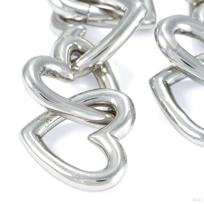 Heart Chain Weights from Symmetry Body Jewelry detail