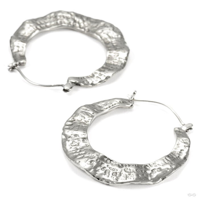 Hervør Earrings from Queen of the Ashes in white brass