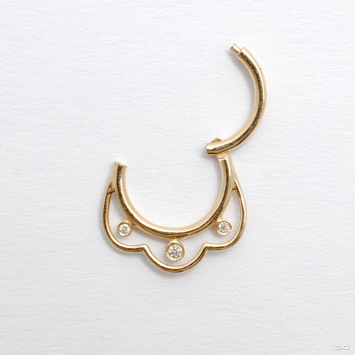 Interiority Clicker in Gold from Pupil Hall three stone open view