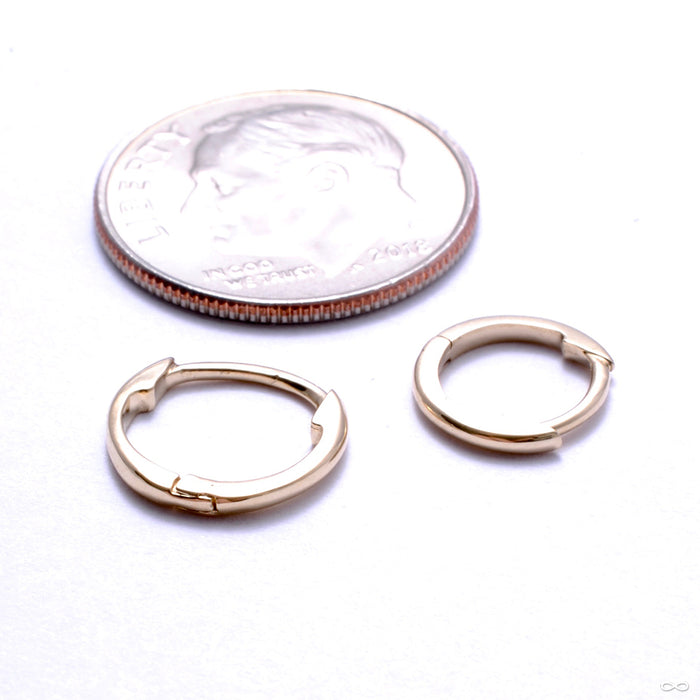 Keep It Smooth Clicker in Gold from Pupil Hall in yellow gold
