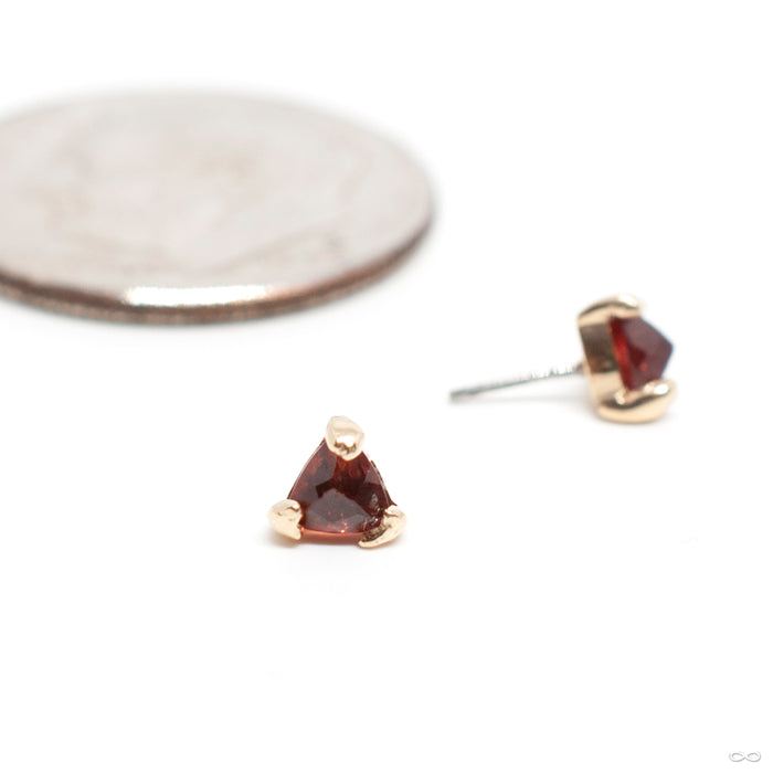 Kinda Sorta Press-fit End in Gold from Pupil Hall with garnet