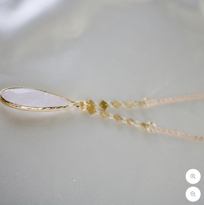 Necklace | Anna // Quartz Teardrop