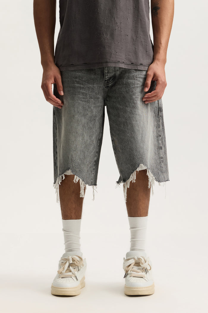 P070 High Summer Destroy Short with wide leg, button fly, and shark bite hem, available in various sizes.