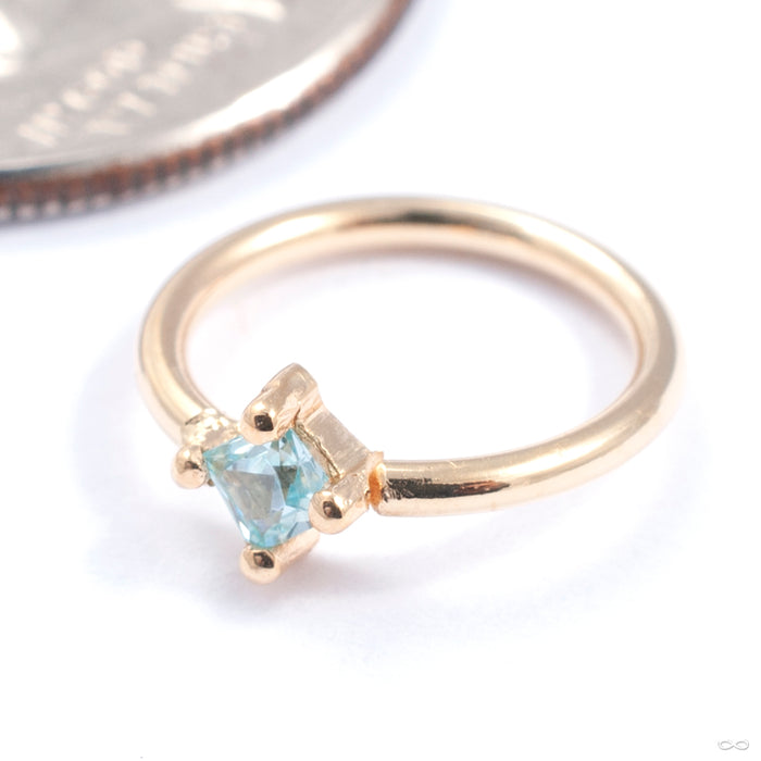 Princess Fixed Bead Ring in Gold from Quetzalli in yellow gold with swiss blue sapphire