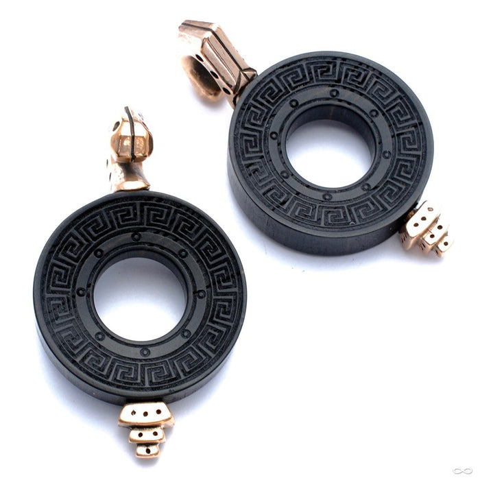 Quinkux Weights in Bronze from Yaxche