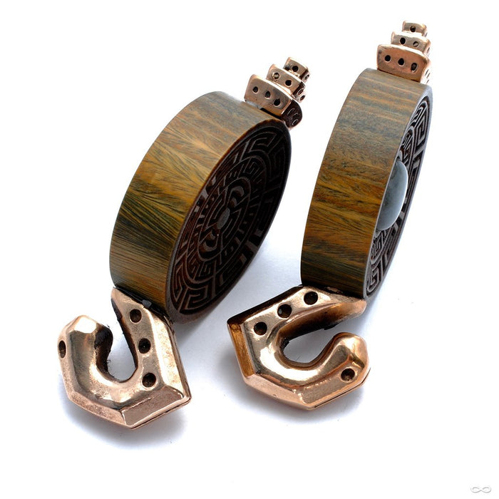 Quinkux Weights in Bronze with Stone Inlay from Yaxche