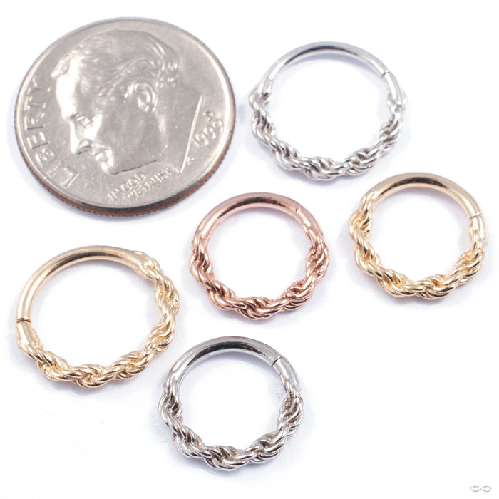 Rope Chain Seam Ring in Gold from Tawapa in various materials