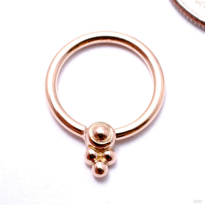 Sabrina with One Cluster Fixed Bead Ring in Gold from Anatometal with Gold Bead
