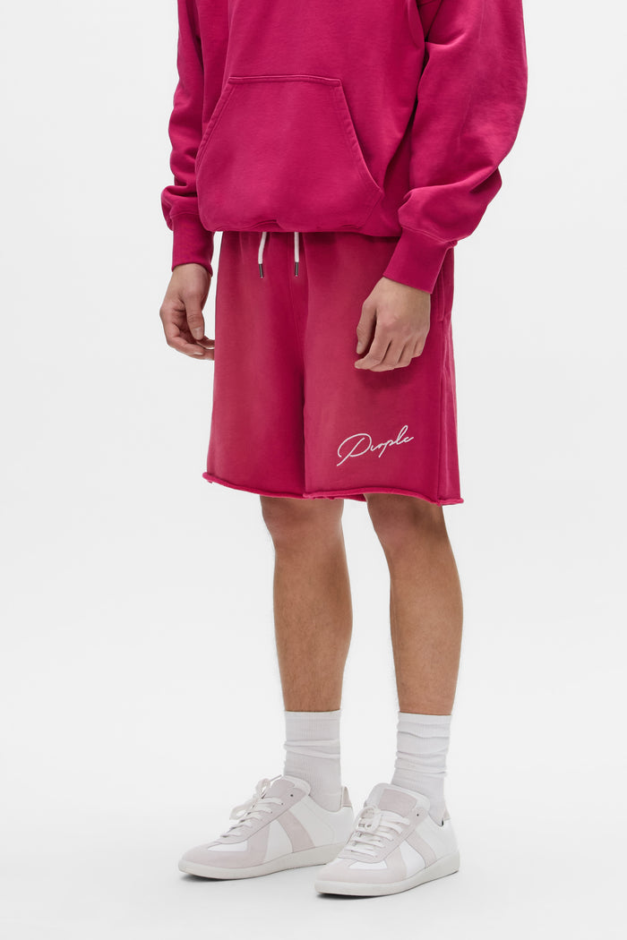 Signature Short in faded wash, 100% cotton, regular fit with elastic waistband.