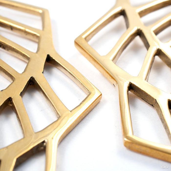 Spirograph Hoops in Brass from Diablo Organics yellow brass detail