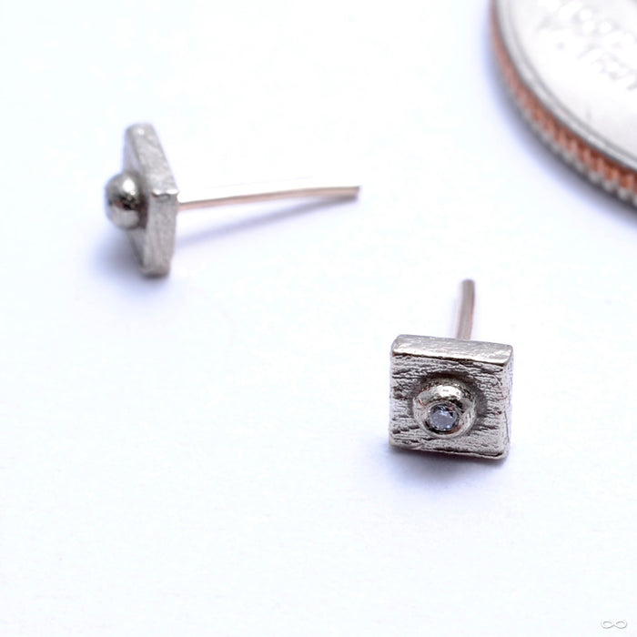 Squrrr With Stone Dottie Press-fit End in Gold from Pupil Hall in white gold