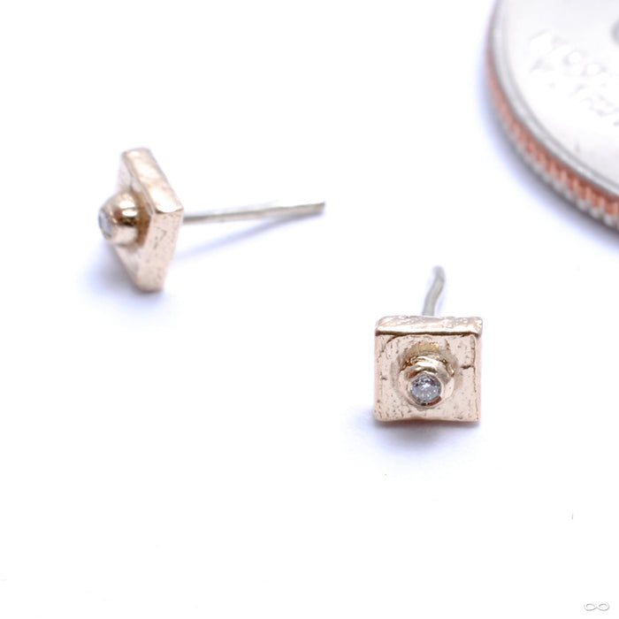 Squrrr With Stone Dottie Press-fit End in Gold from Pupil Hall in yellow gold