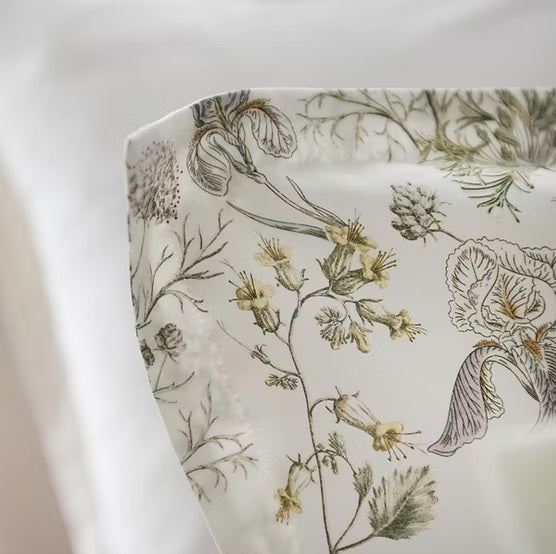St. Genève-Mirabel Bedding