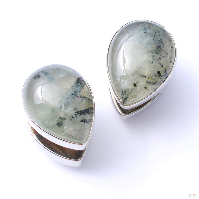 5/8" (16mm) / White Brass / Prehnite