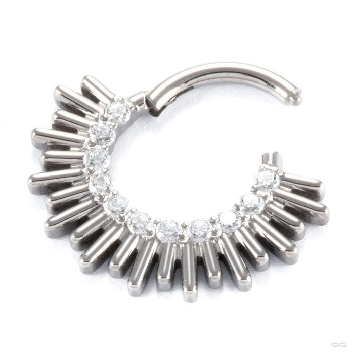 Sun Ray Gem Clicker in Titanium with Clear CZ from Diablo Organics open detail