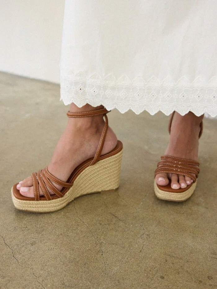 Sunnie Wedge Sandal in Cognac - Stitch And Feather