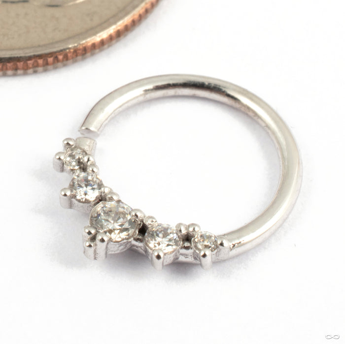 Throne Seam Ring in Gold from Tawapa in white gold with cz