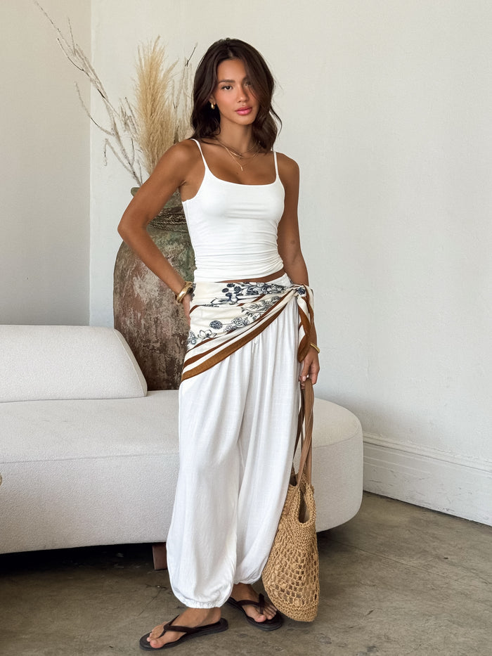 Velora Linen Balloon Pants in White - Stitch And Feather