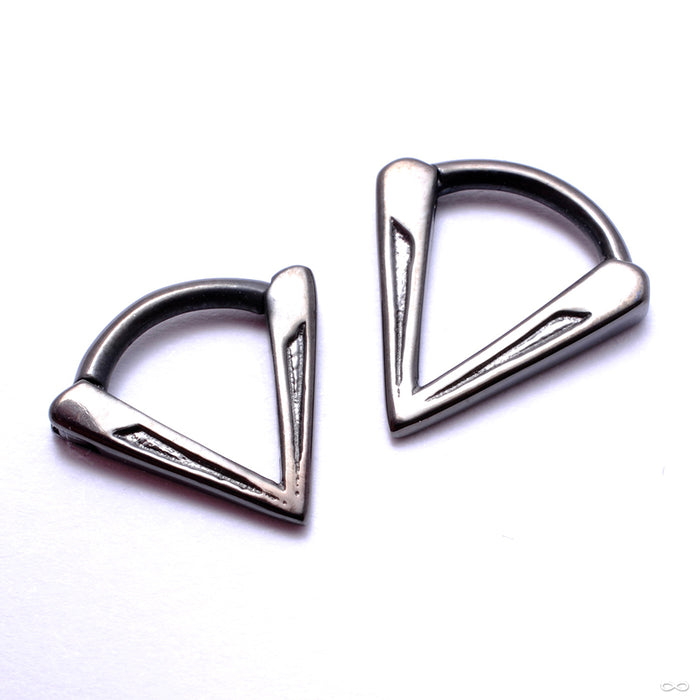Vita Clicker from Tether Jewelry in obsidian