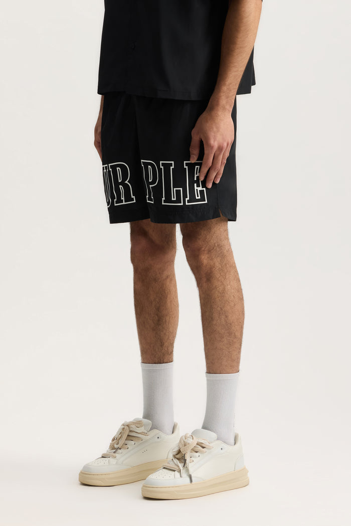 Wordmark Outline Swim Short with elastic waistband and water repellent treatment, regular fit.